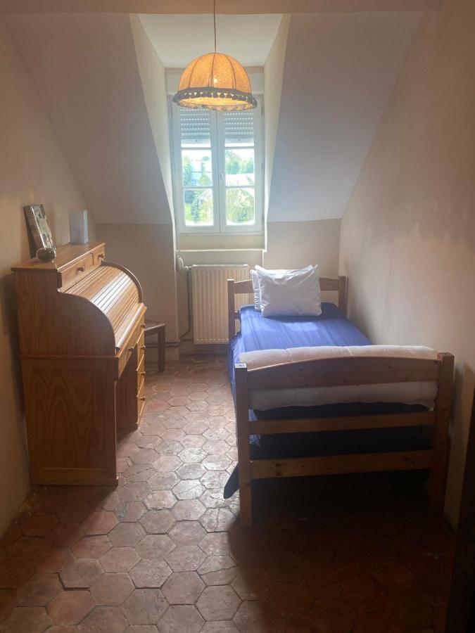 Apartament Chateau De La Robiniere Saint-Cyr-en-Pail Zewnętrze zdjęcie